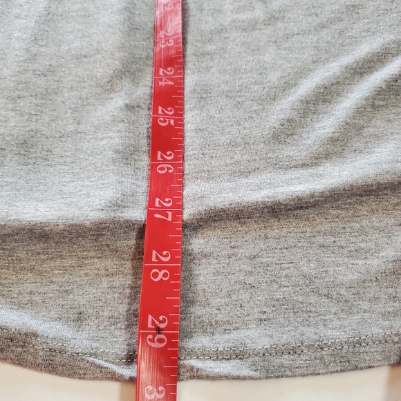 No Boundaries LOVE T-Shirt - Picture 11 of 13